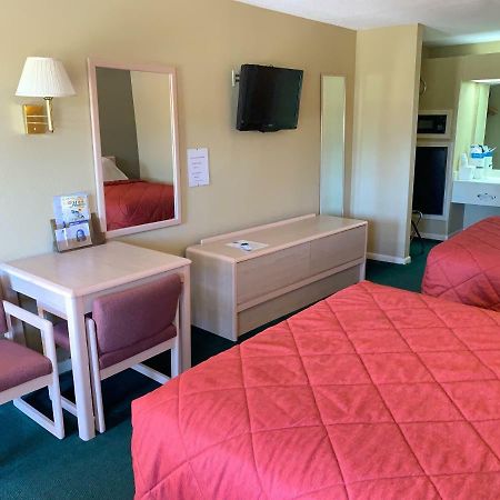 מרידיאן Americas Best Value Inn מראה חיצוני תמונה