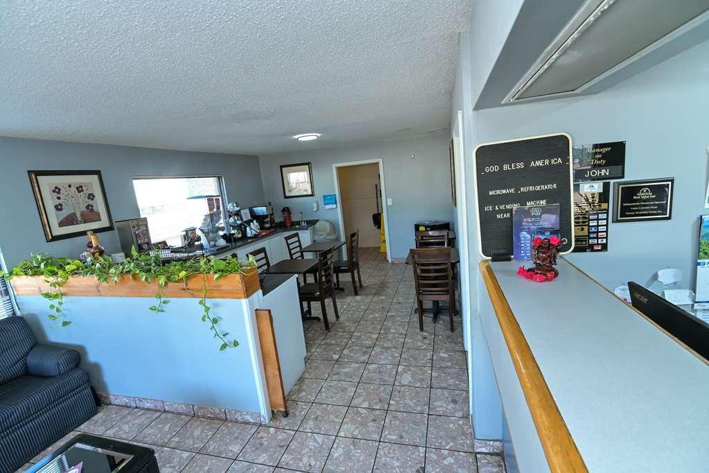 מרידיאן Americas Best Value Inn מראה פנימי תמונה